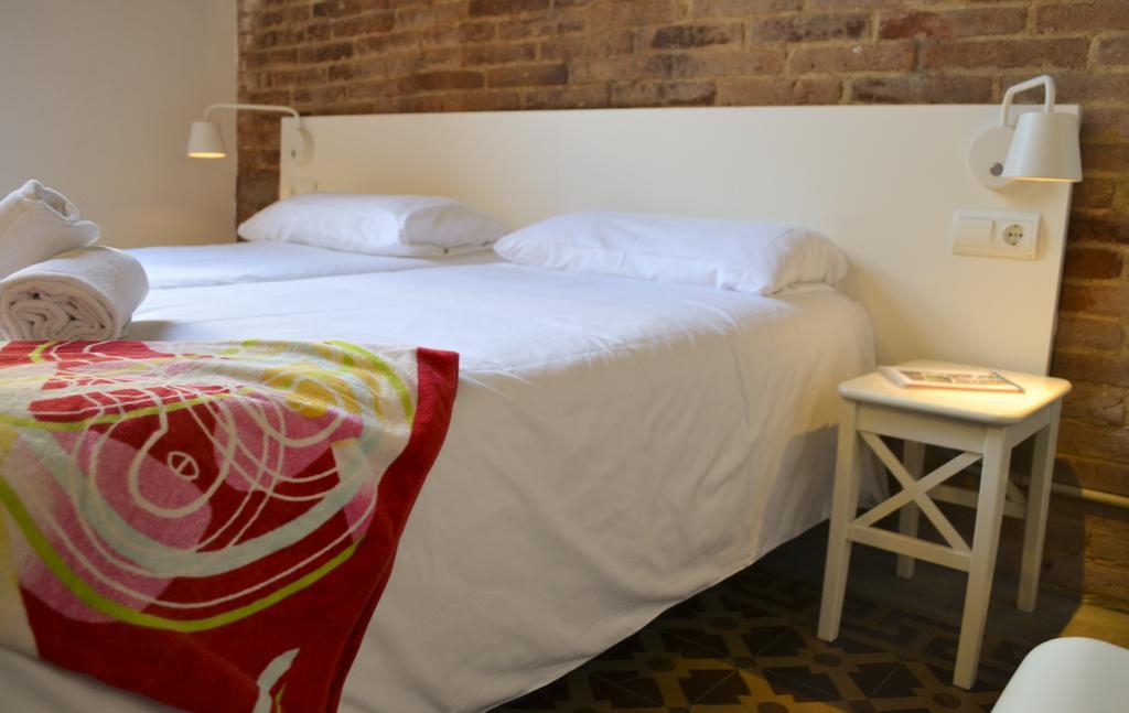 Happy People Plaza Espana Apartments Barcelona Ruang foto