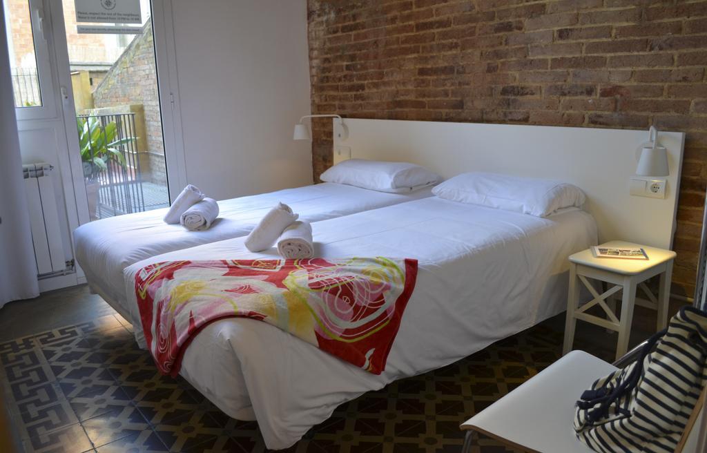 Happy People Plaza Espana Apartments Barcelona Ruang foto