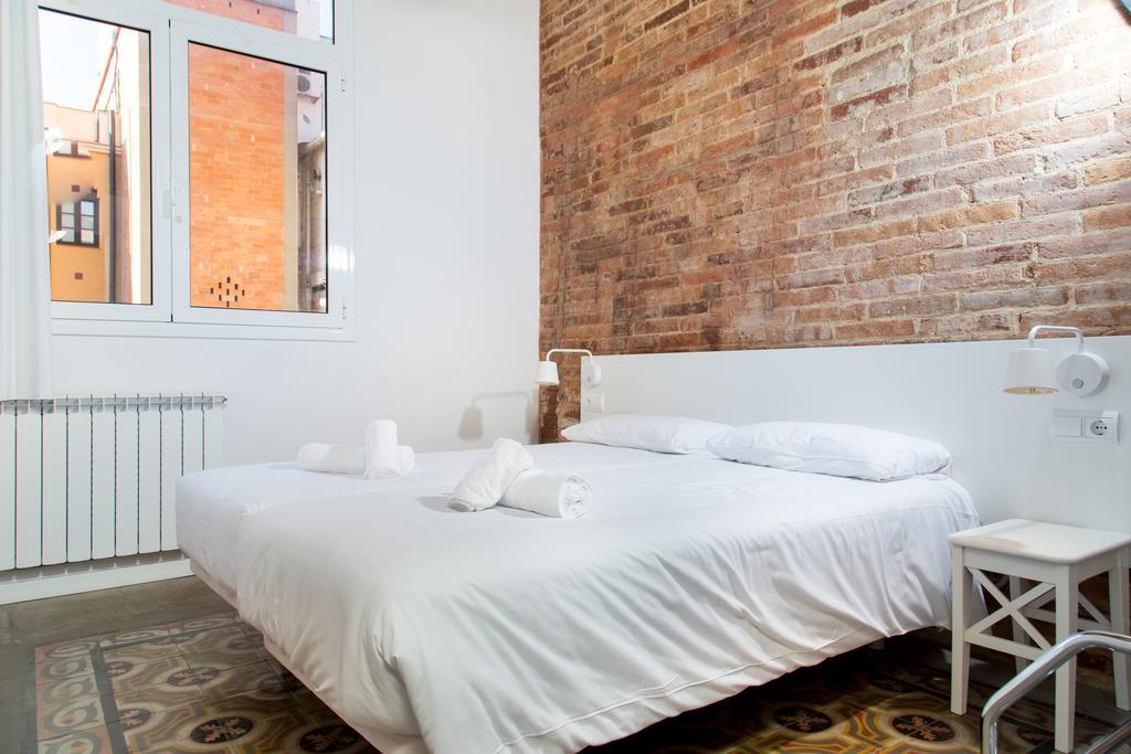 Happy People Plaza Espana Apartments Barcelona Bagian luar foto