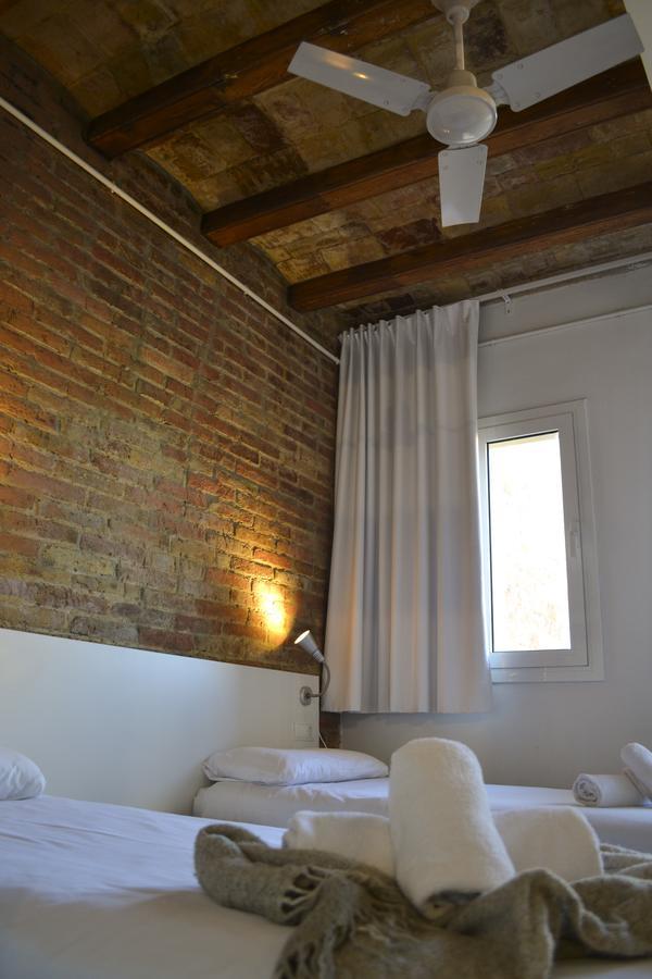 Happy People Plaza Espana Apartments Barcelona Bagian luar foto